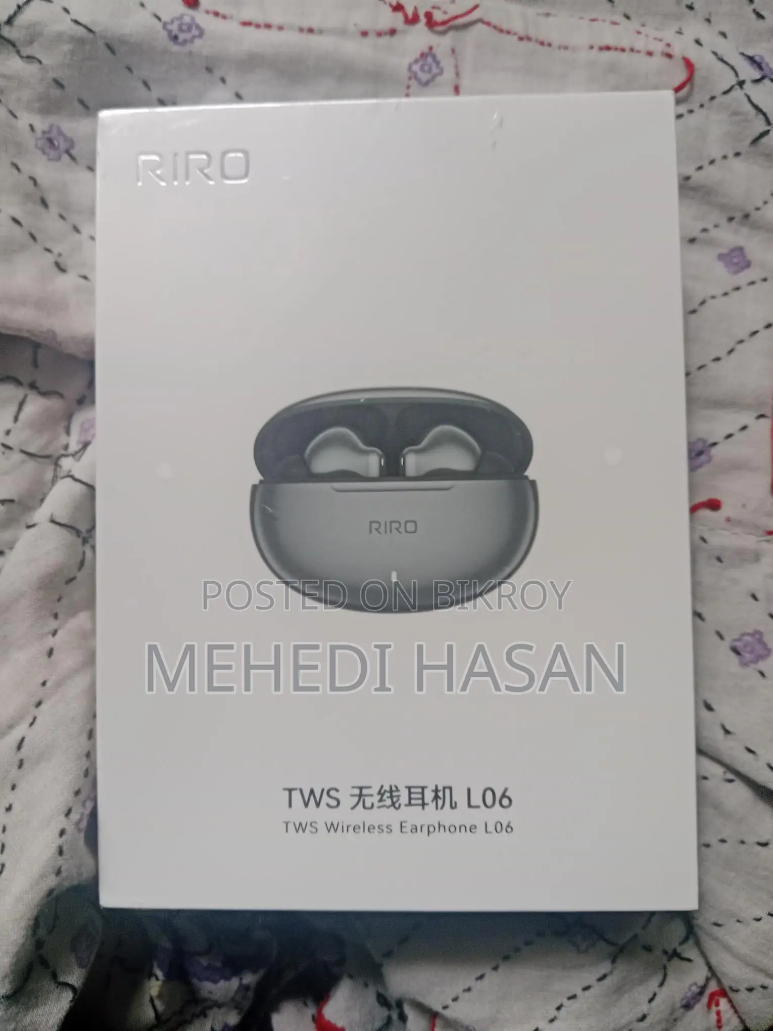 এয়ারপড হেডফোন