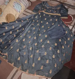 পার্টি লং গাউন।