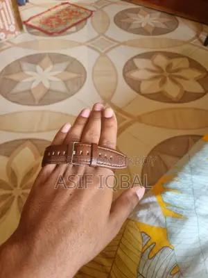 Smart watch + premium belt