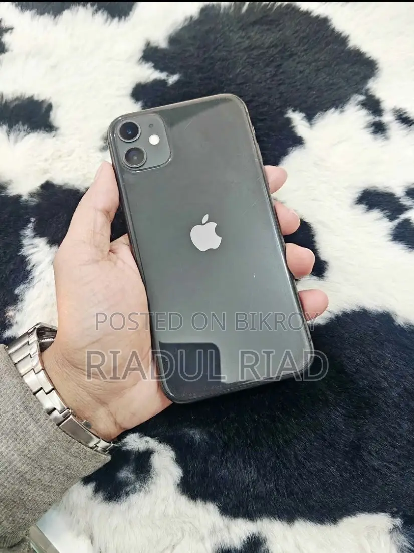 Apple iPhone 11 (Used)