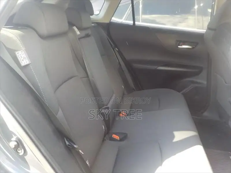 Toyota Harrier S- P-a-c-k-a-g-e 2022