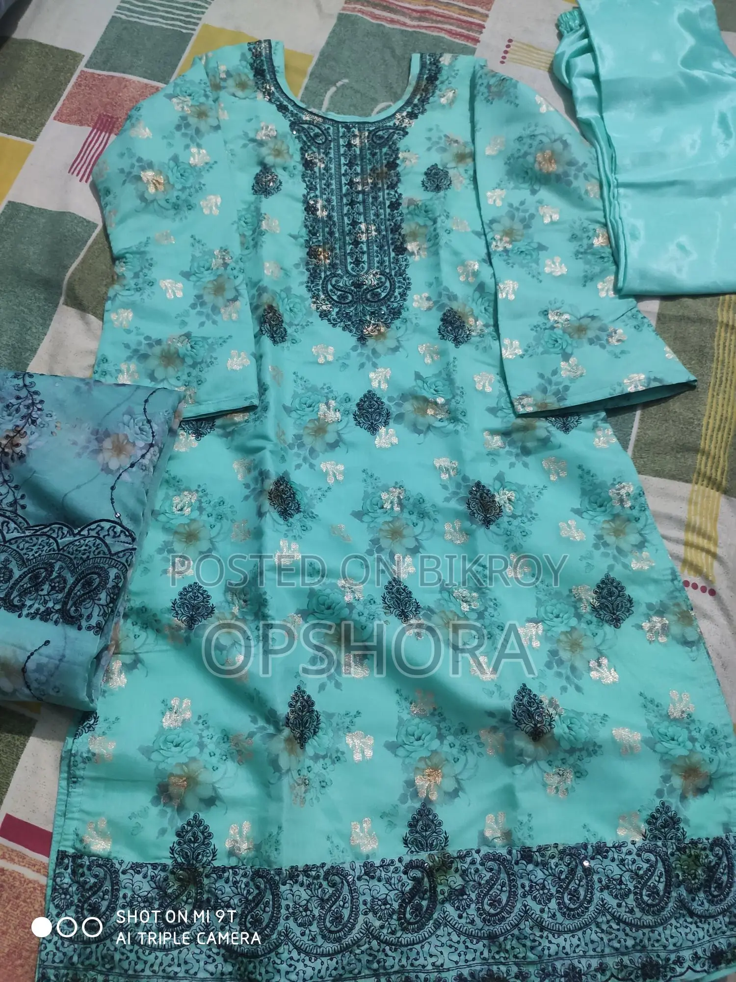 New Organza Floral Printed Salwar-Kameez