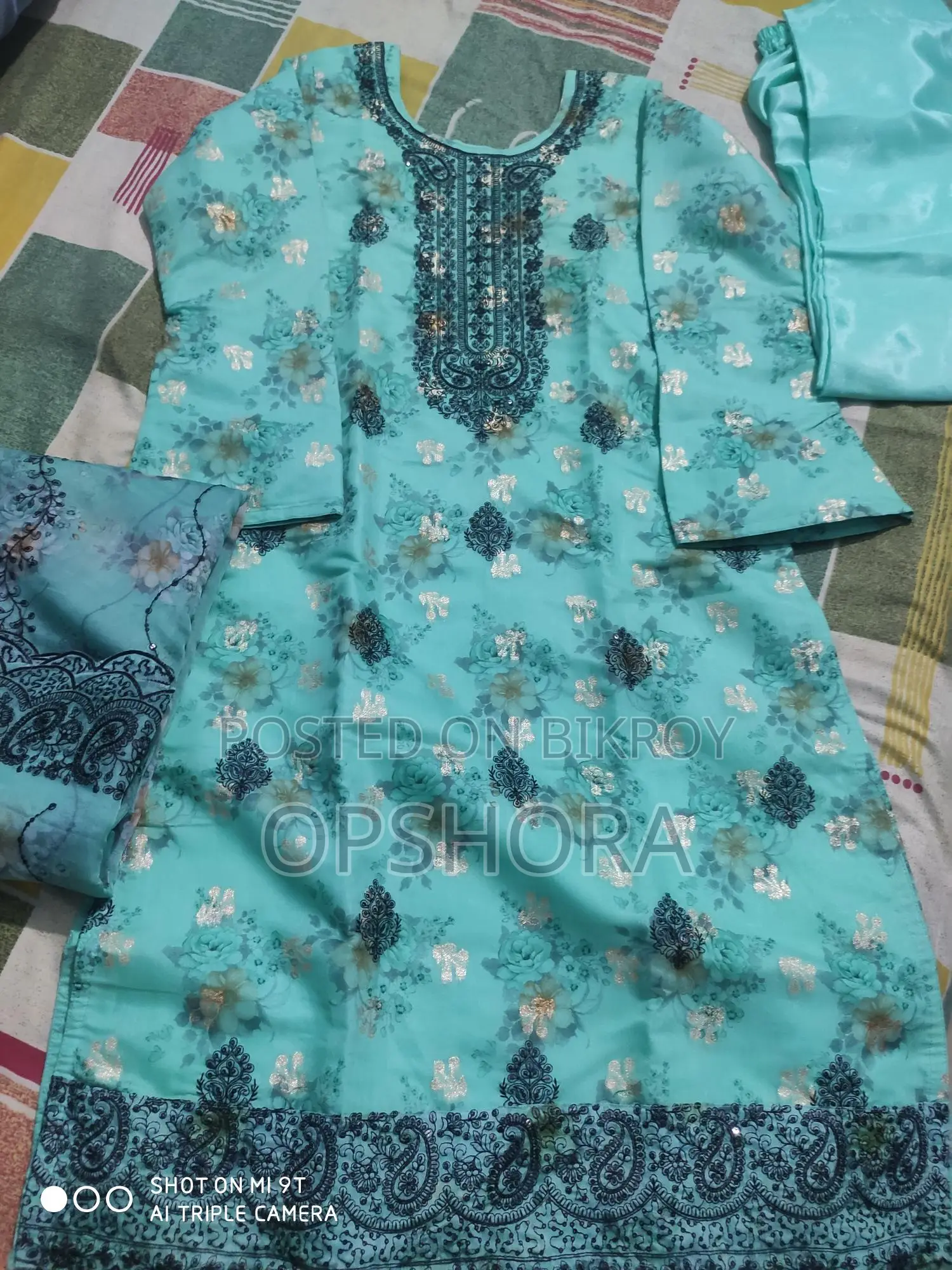 New Organza Floral Printed Salwar-Kameez