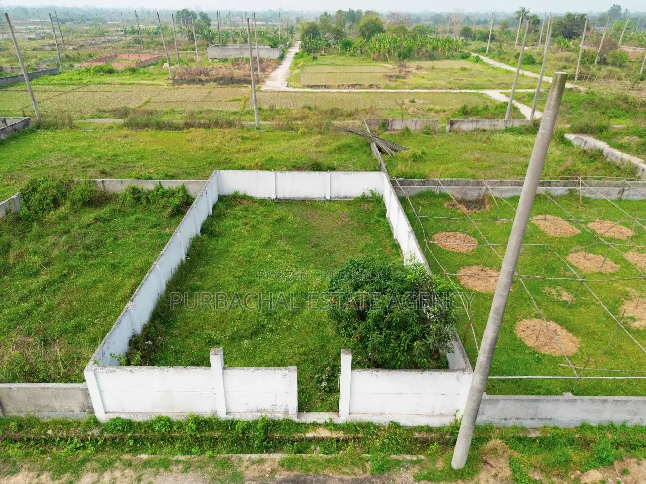 South Facing, Near 100ft. 3 Katha In Sec#28