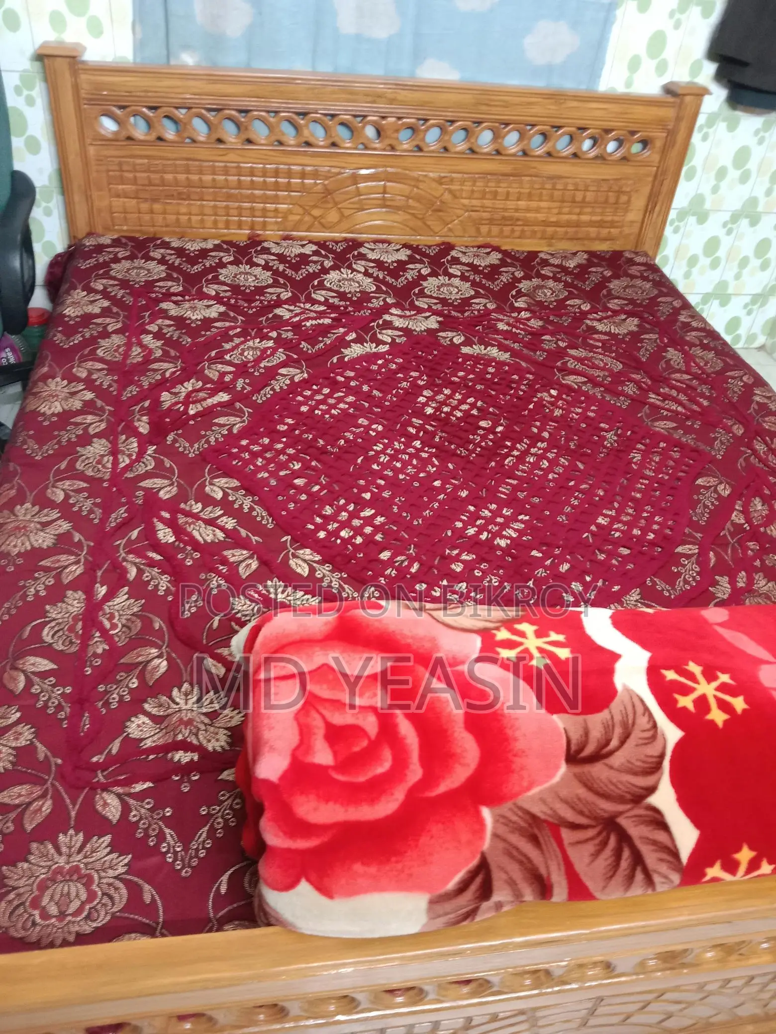 Teak Wood Bed Full Box 6/7
