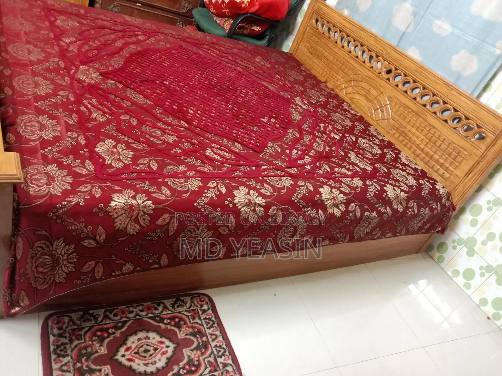 Teak Wood Bed Full Box 6/7