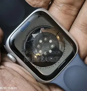 Apple Watch S8