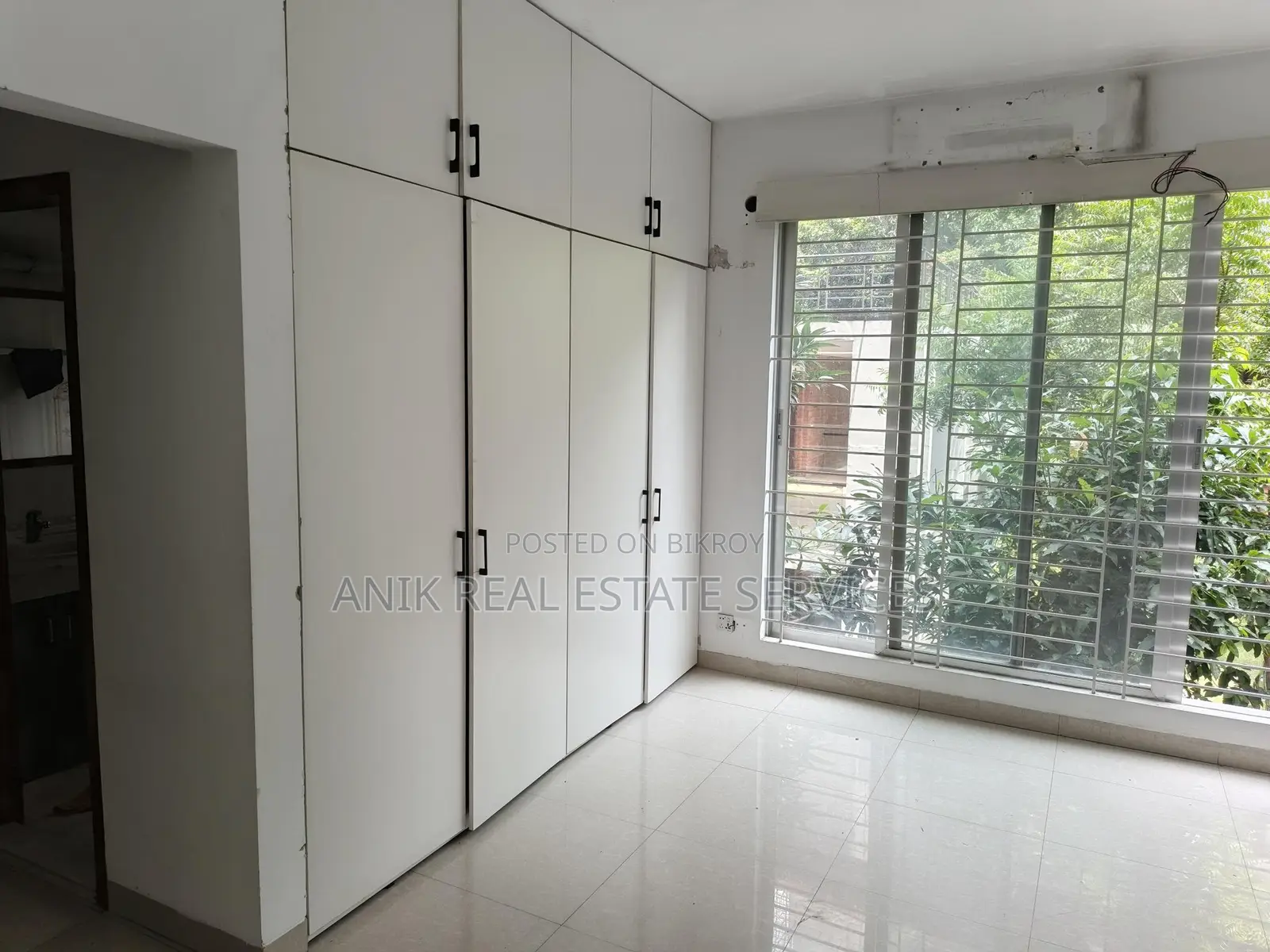 Good Quality 4200 Sft Un Farnised Flat Rent At Gulshan North