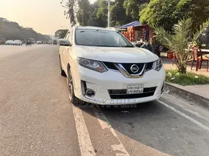 Nissan X-Trail Mode Premier 2015
