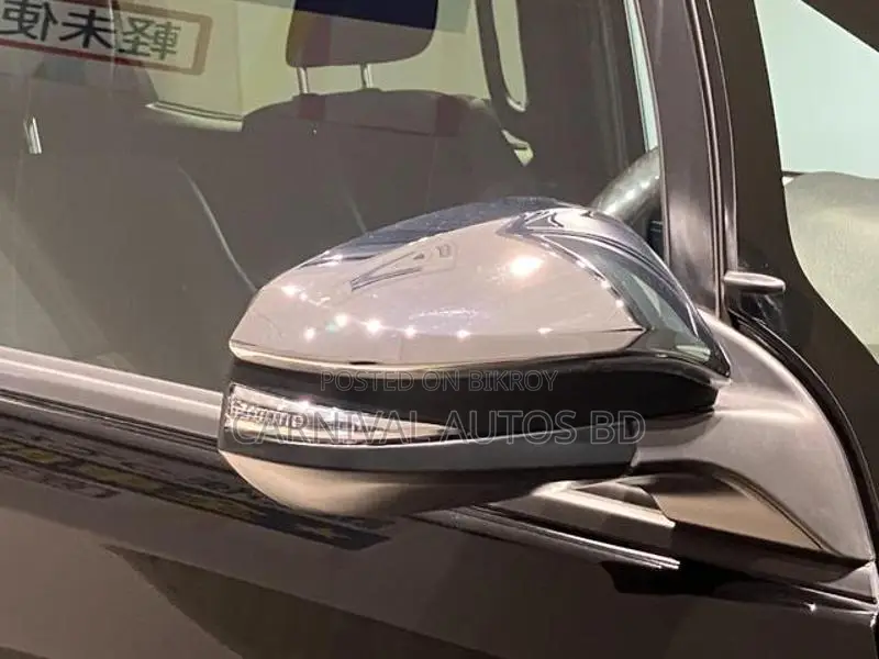 Toyota Noah HYBRID SI WxB III 2021