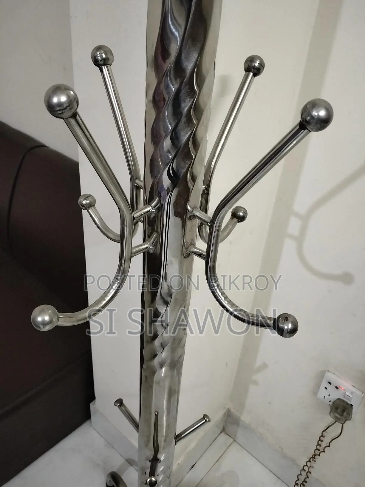 Cloth Hanger Stand