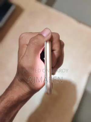 Apple iPhone 8 (Used)