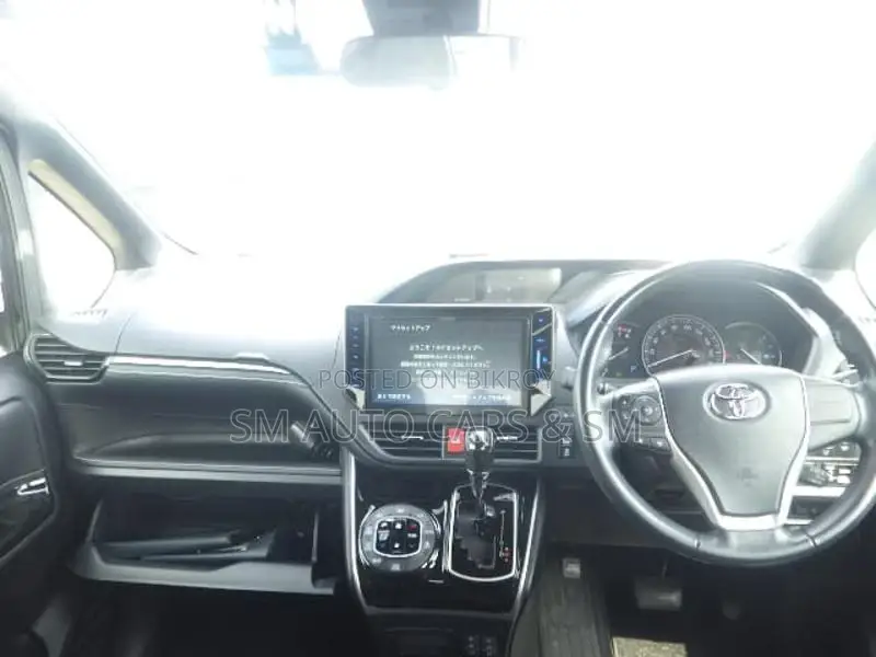 Toyota Esquire Petrol Gi 8 Seat 2021