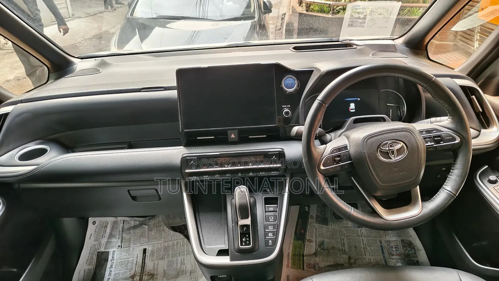 Toyota Noah SZ PACKAGE HV 2022