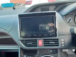 Toyota Esquire GI Premium 2020