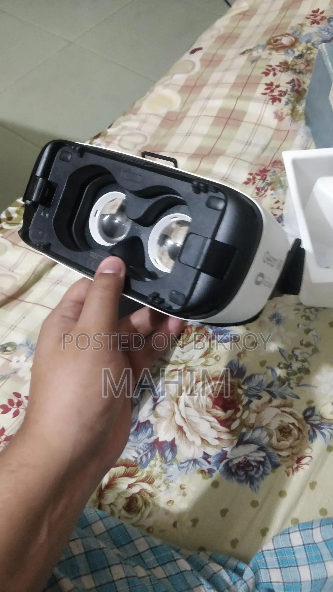 Samsung Gear VR Headset (Note 5, S6, and S7 Variants)