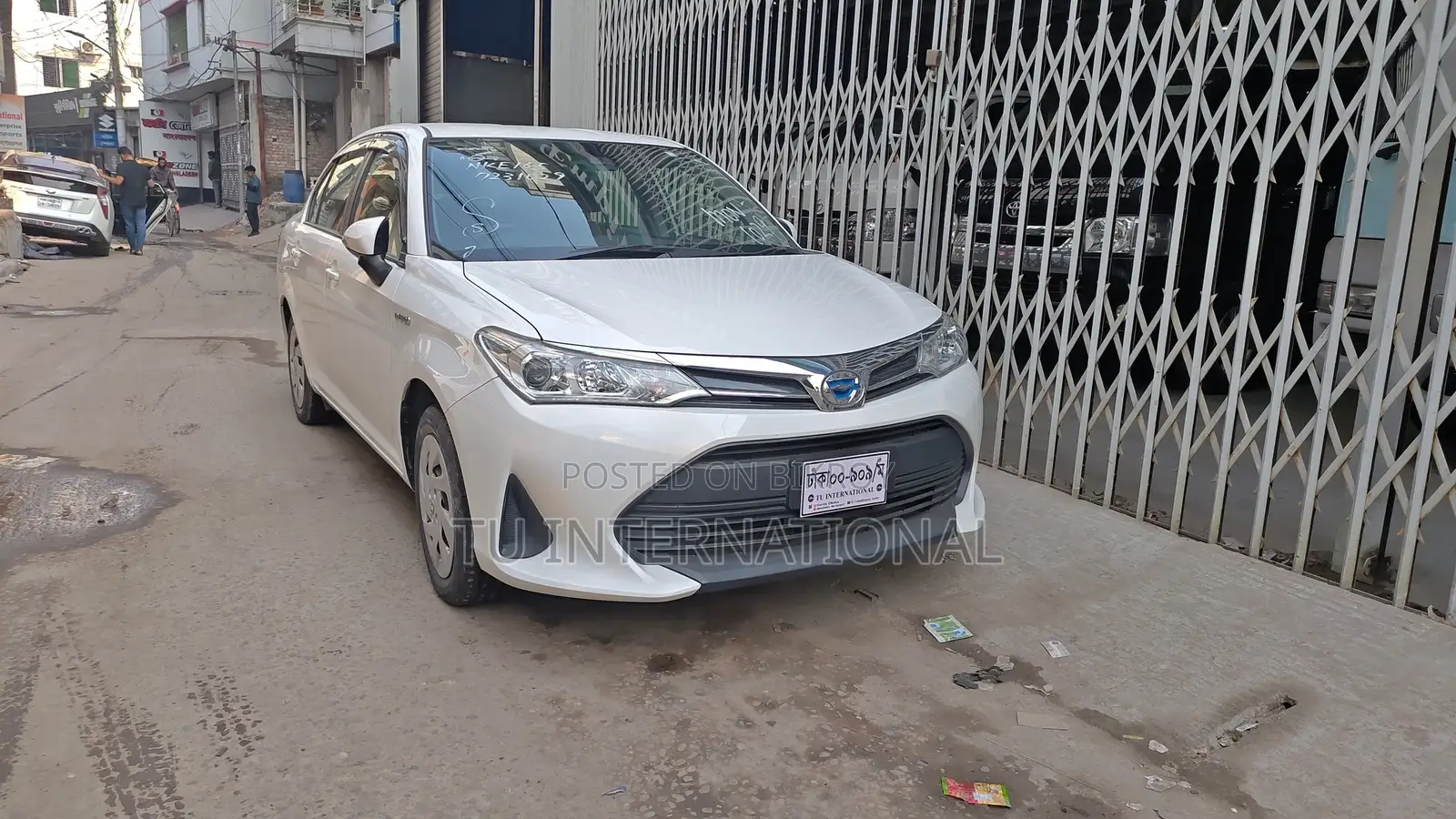 Toyota Axio PUSH HYBRID EX UNIT. 2020