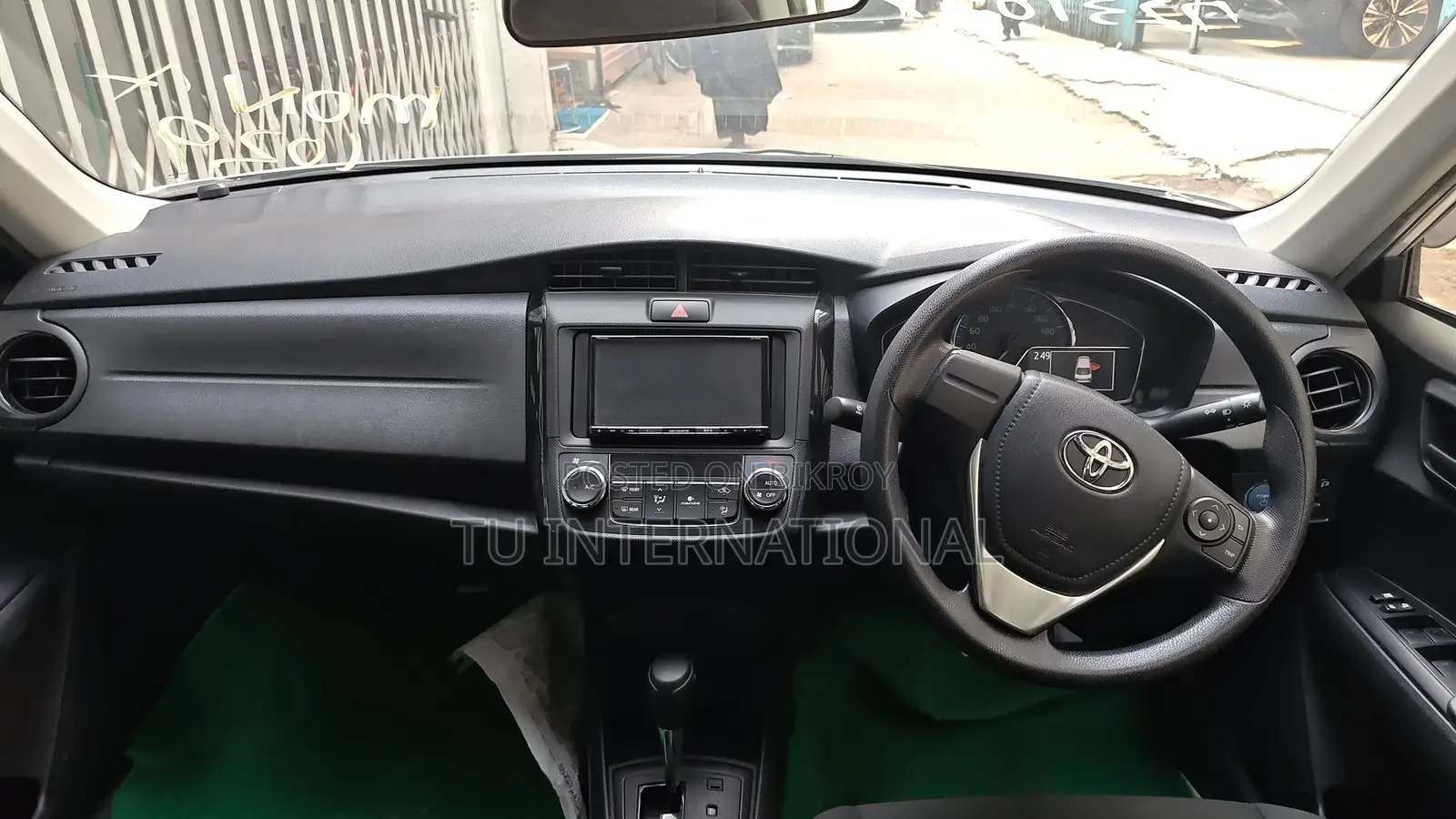 Toyota Axio PUSH HYBRID EX UNIT. 2020