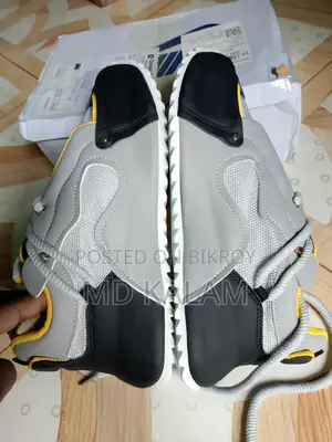 Shoes China, very good, absolutely new