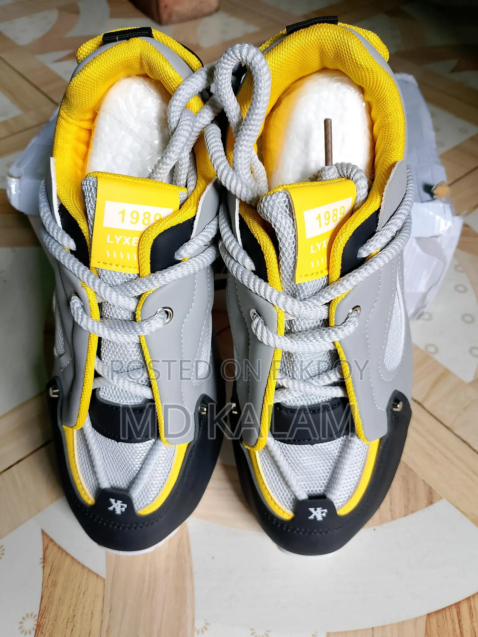 Shoes China, very good, absolutely new