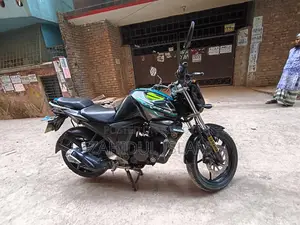 Yamaha FZs V2 2016