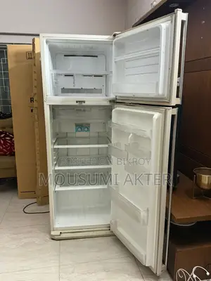 Sharp 431 Litre Fridge
