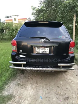 Toyota Axio Fielder 2010