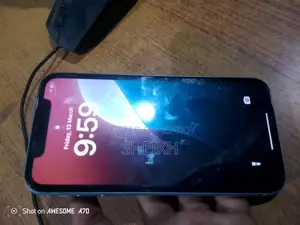 Apple iPhone XR (Used)