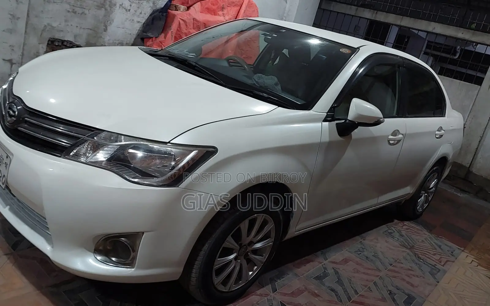 Toyota Axio X 2014