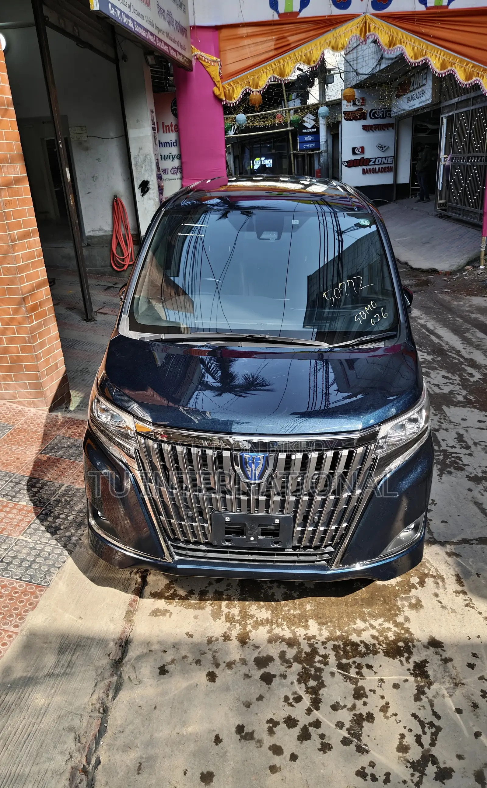 Toyota Esquire PUSH HYBRID 2020