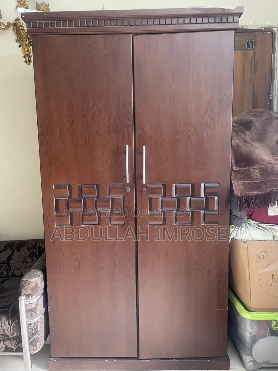 Almirah for Sale