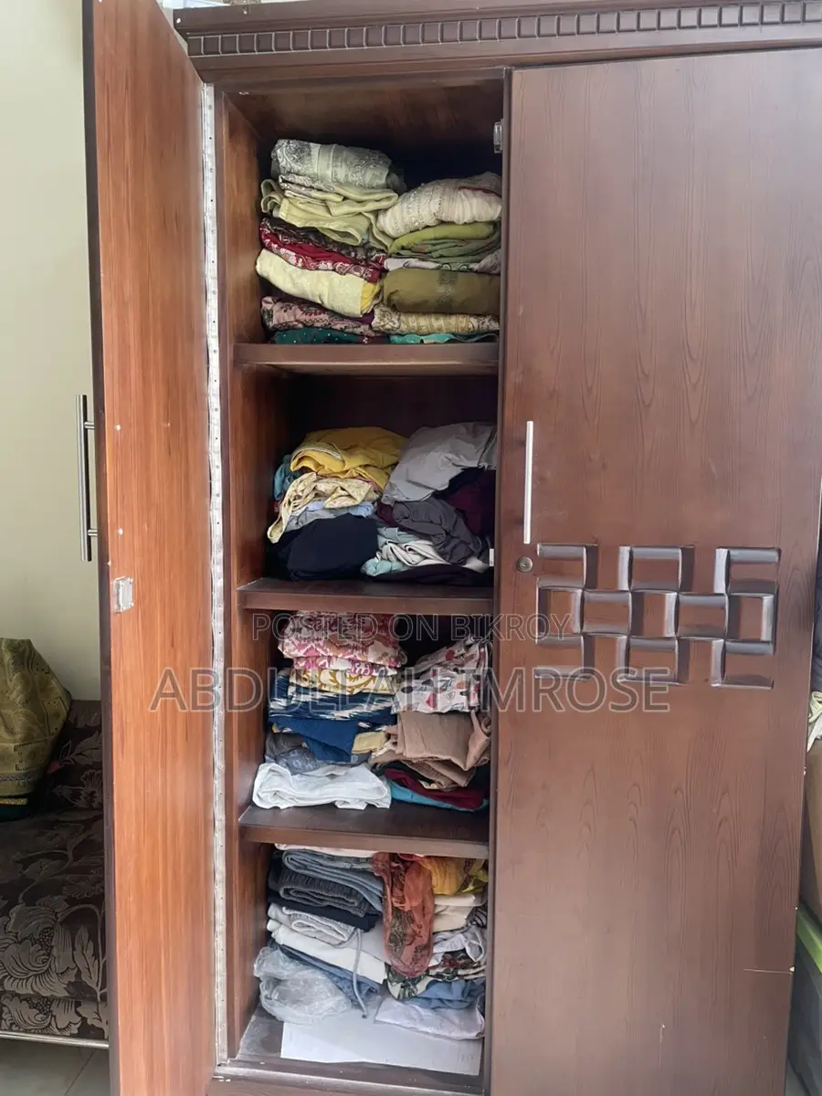 Almirah for Sale