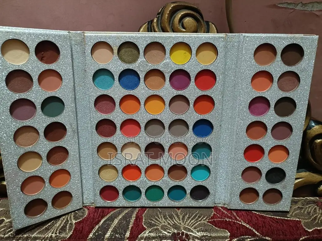 Beautiful Eyeshadow Palette For Sale ✨