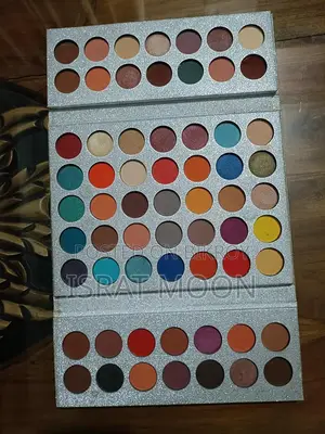Beautiful Eyeshadow Palette For Sale ✨