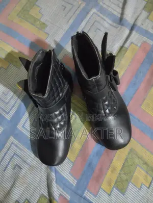 Ladies Boot Sale