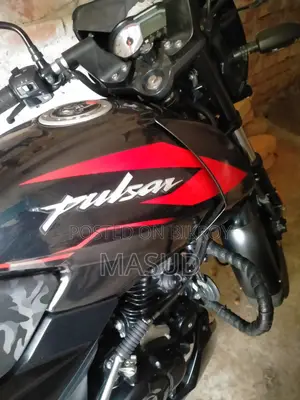 Bajaj Pulsar 150 2023 Black