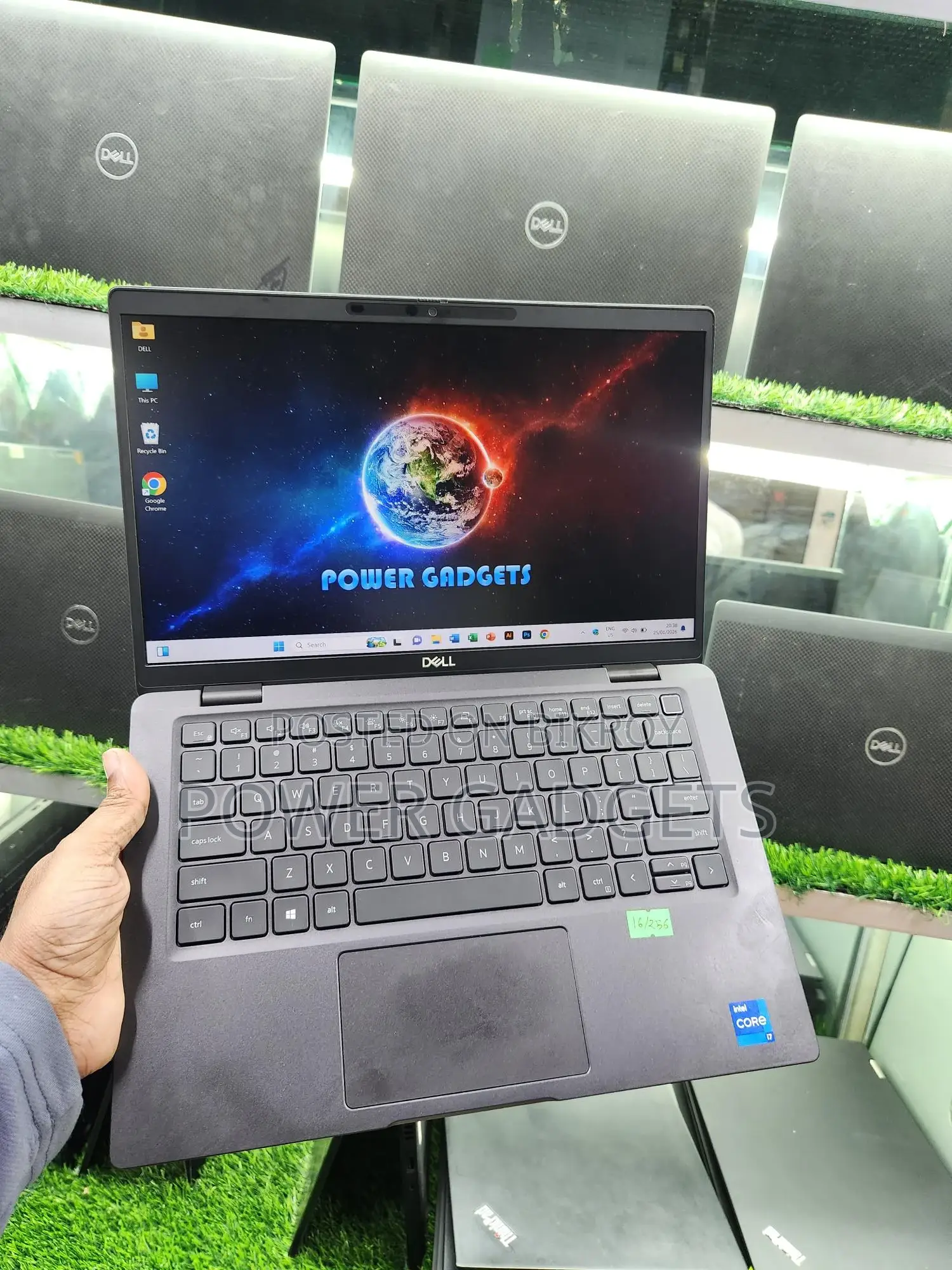 Dell Latitude core i7 11th Gen ( Touch IPS Display )