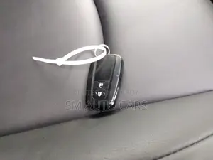 Toyota Prius S Touring Selection 2020