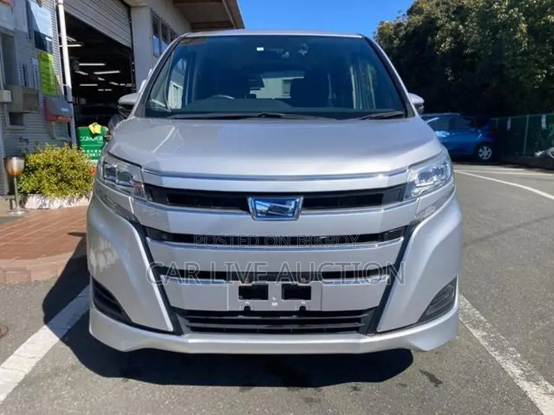 Toyota Noah Hybrid X প্রি-অর্ডার ২০২১