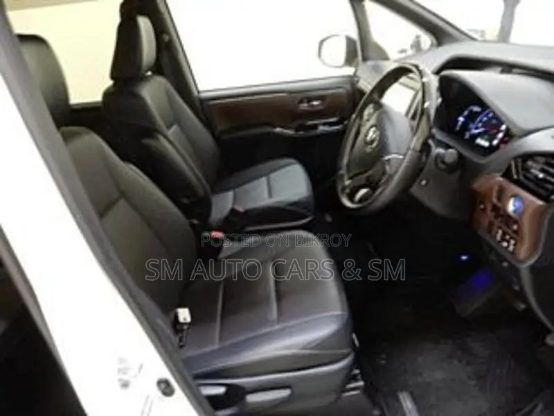 Toyota Esquire Hybrid Gi Pearl 2021
