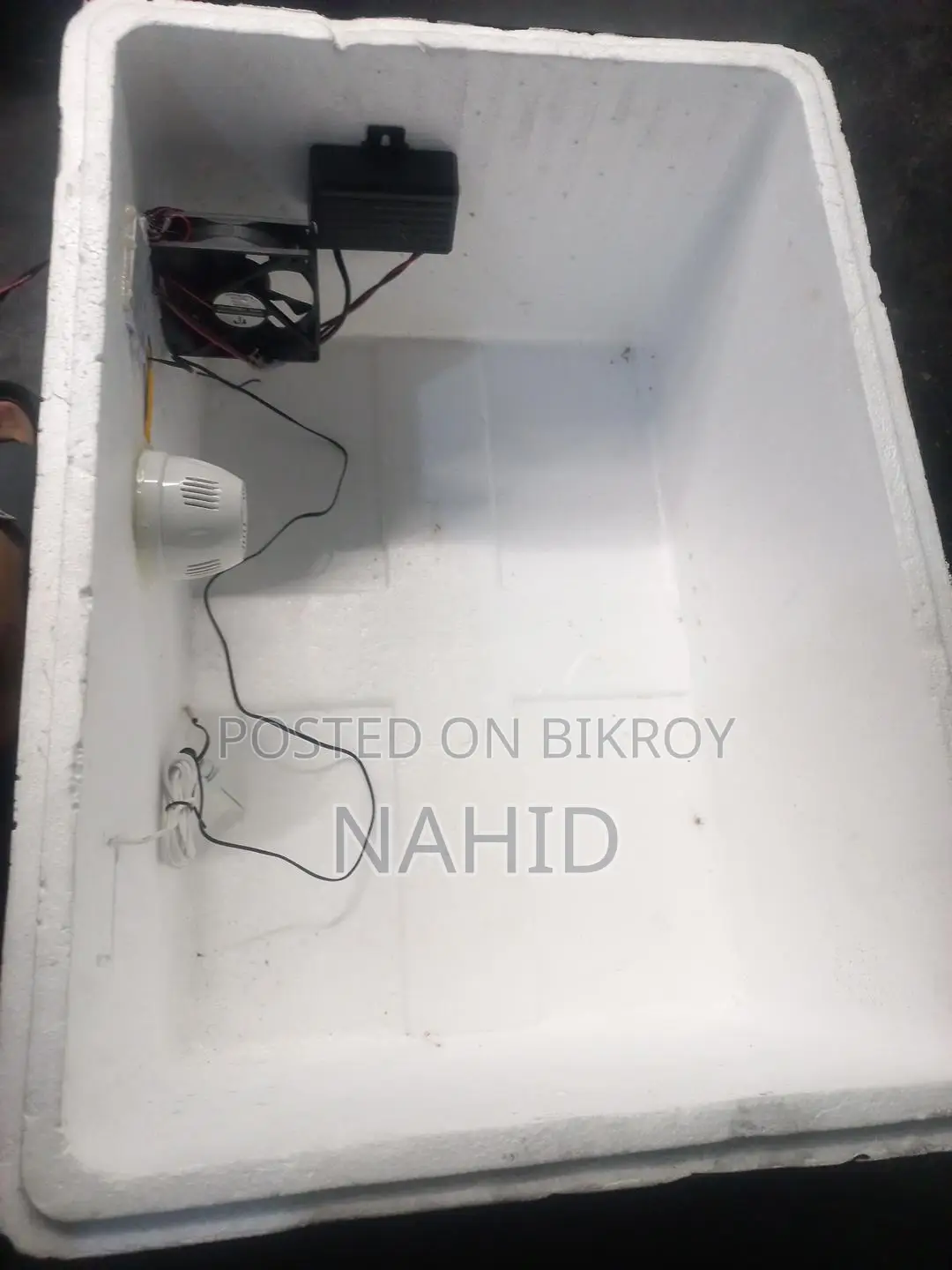 ইনকিউবেটর (ডিম ফুটানো মেশিন)