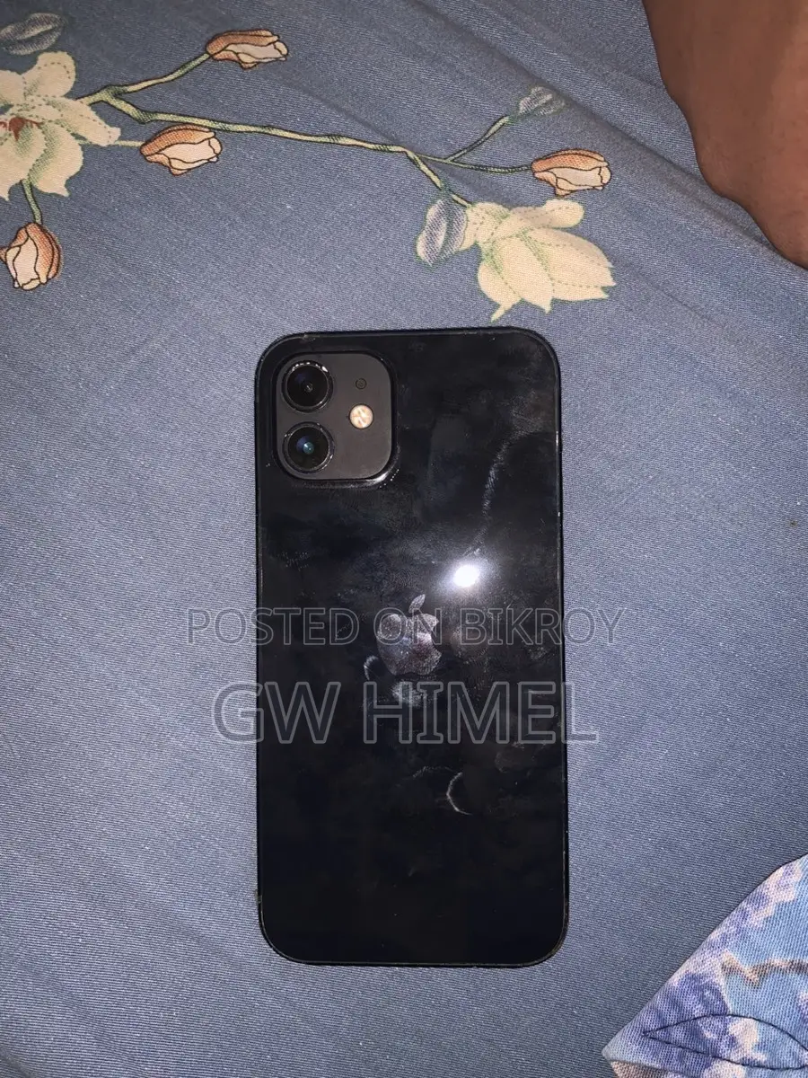 Apple iPhone 12 128GB (Used)