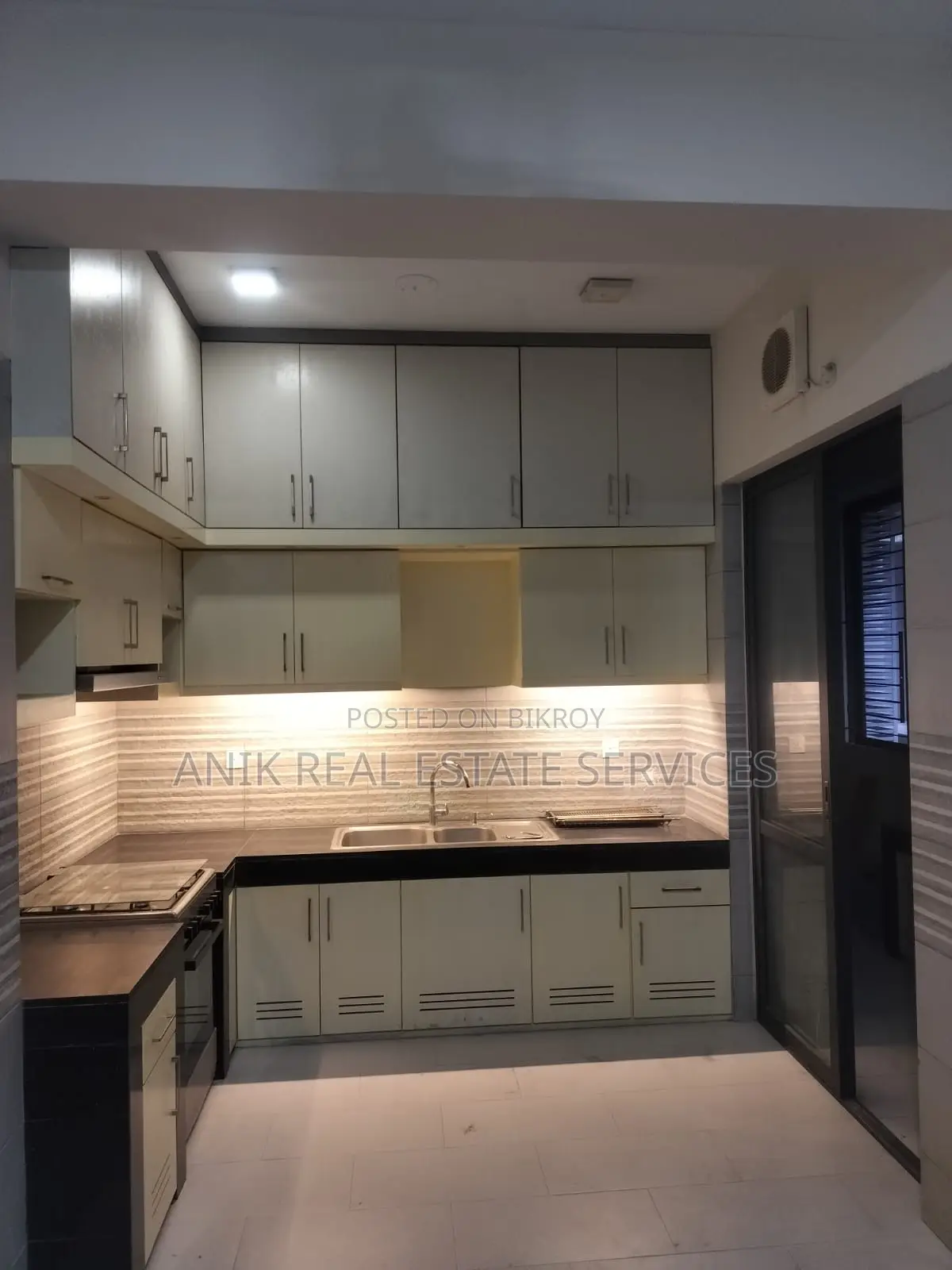 Swmming Pool 4000 Sft Gym Full Farnised Flat Rent At Gulshan North