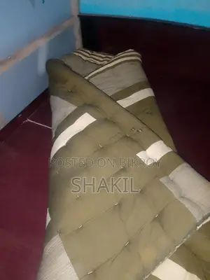 দুইটি তোষক সেল হবে।