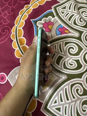 Apple iPhone 11 (Used)