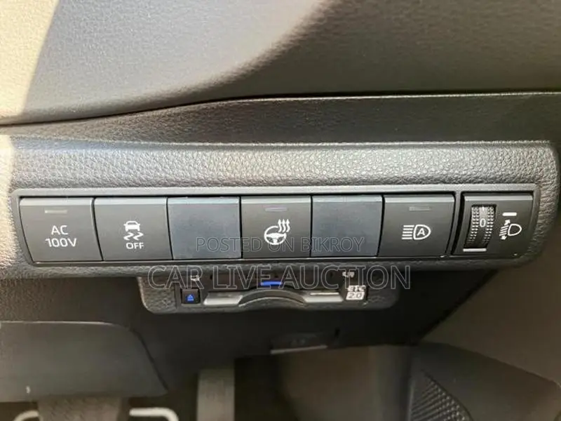 Toyota Corolla Hybrid WxB Pre-order 2021