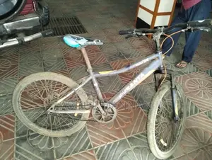 সাইকেল বিক্রি হবে!
