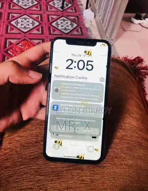 Apple iPhone XS (Used)