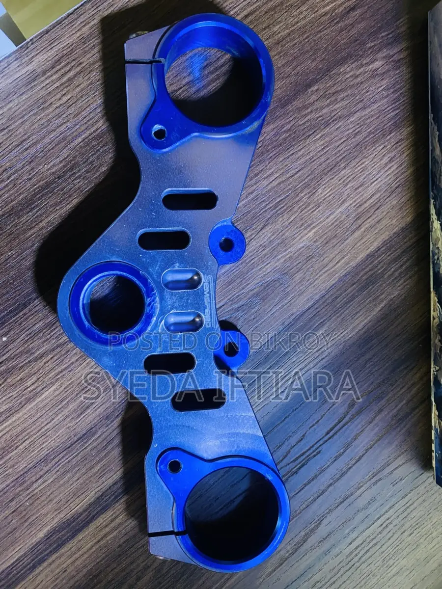 Yamaha R15 Handle Crown