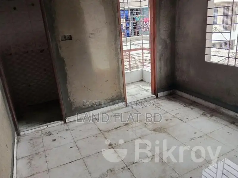 990 SFT Ready Flat at Nobinagar Housing